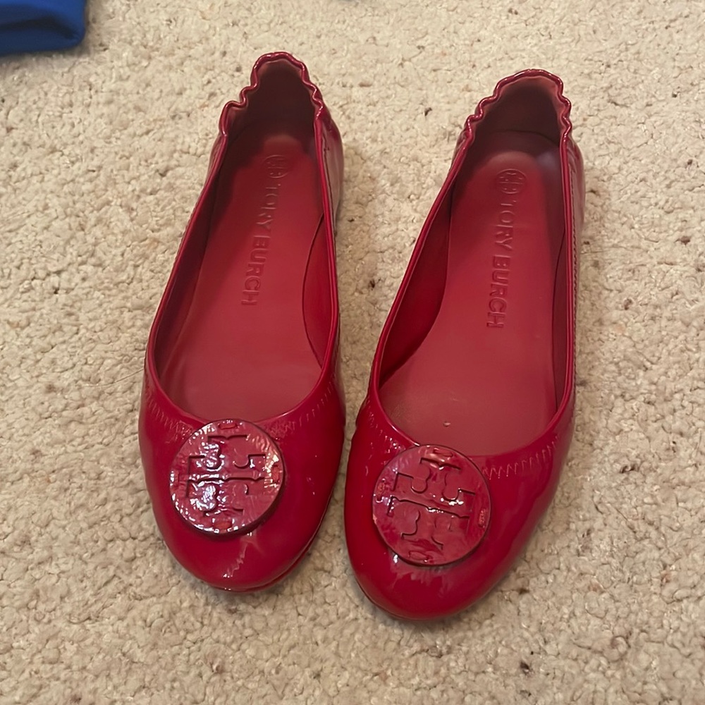 Excellent condition Tory Burch Miller Flats